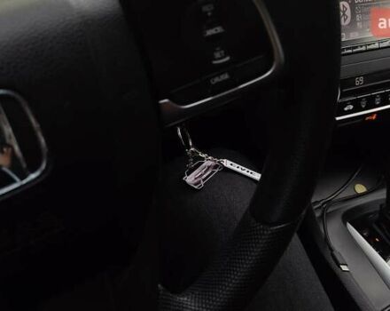 Серый Хонда Цивик, объемом двигателя 2 л и пробегом 61 тыс. км за 12200 $, фото 18 на Automoto.ua