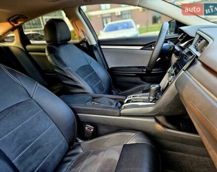 Серый Хонда Цивик, объемом двигателя 2 л и пробегом 147 тыс. км за 12400 $, фото 20 на Automoto.ua