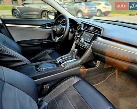 Серый Хонда Цивик, объемом двигателя 2 л и пробегом 147 тыс. км за 12400 $, фото 24 на Automoto.ua