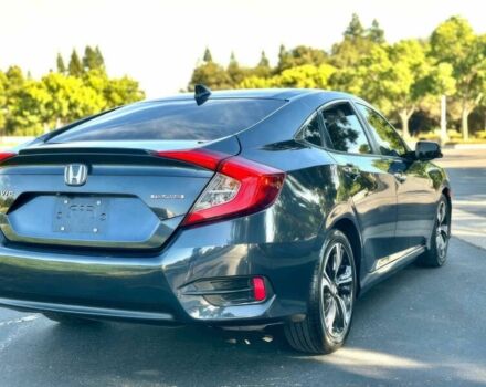 Серый Хонда Цивик, объемом двигателя 1.5 л и пробегом 57 тыс. км за 12650 $, фото 4 на Automoto.ua