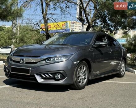 Сірий Хонда Сівік, об'ємом двигуна 2 л та пробігом 90 тис. км за 13799 $, фото 5 на Automoto.ua