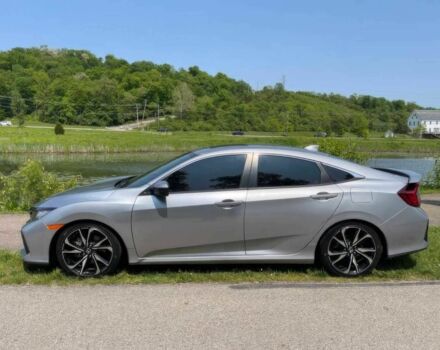 Серый Хонда Цивик, объемом двигателя 1.5 л и пробегом 68 тыс. км за 8500 $, фото 4 на Automoto.ua