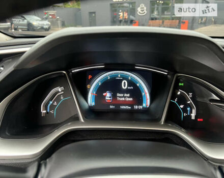 Серый Хонда Цивик, объемом двигателя 2 л и пробегом 165 тыс. км за 15000 $, фото 22 на Automoto.ua