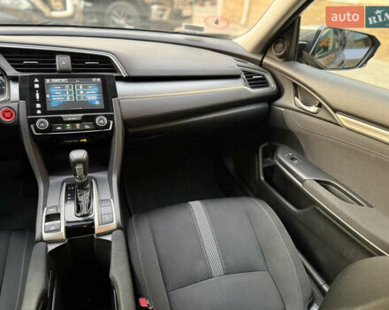 Сірий Хонда Сівік, об'ємом двигуна 2 л та пробігом 119 тис. км за 14500 $, фото 48 на Automoto.ua