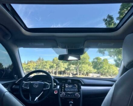 Серый Хонда Цивик, объемом двигателя 1.5 л и пробегом 57 тыс. км за 12650 $, фото 5 на Automoto.ua