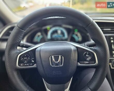 Серый Хонда Цивик, объемом двигателя 2 л и пробегом 147 тыс. км за 12400 $, фото 27 на Automoto.ua