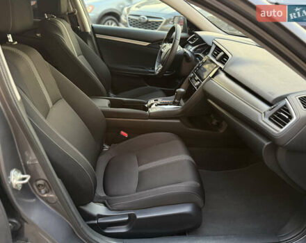 Сірий Хонда Сівік, об'ємом двигуна 2 л та пробігом 119 тис. км за 14500 $, фото 41 на Automoto.ua