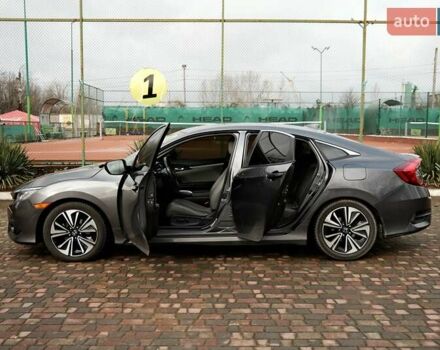 Серый Хонда Цивик, объемом двигателя 1.5 л и пробегом 131 тыс. км за 15499 $, фото 6 на Automoto.ua