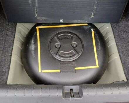 Серый Хонда Цивик, объемом двигателя 2 л и пробегом 135 тыс. км за 16500 $, фото 13 на Automoto.ua