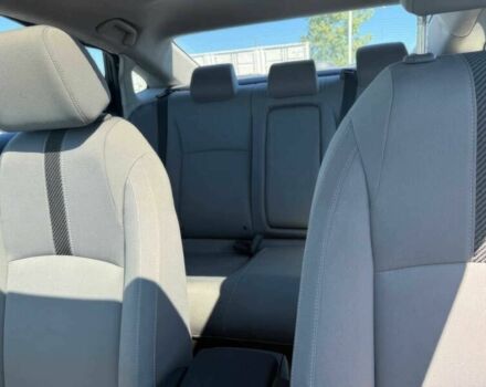 Серый Хонда Цивик, объемом двигателя 2 л и пробегом 34 тыс. км за 8700 $, фото 7 на Automoto.ua