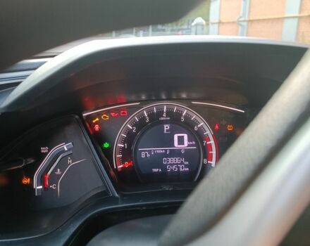 Серый Хонда Цивик, объемом двигателя 2 л и пробегом 38 тыс. км за 12500 $, фото 4 на Automoto.ua