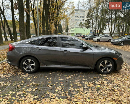 Серый Хонда Цивик, объемом двигателя 2 л и пробегом 78 тыс. км за 13800 $, фото 3 на Automoto.ua