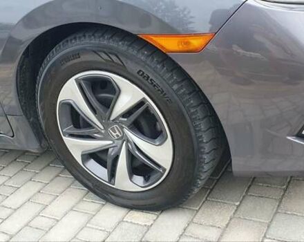 Серый Хонда Цивик, объемом двигателя 2 л и пробегом 41 тыс. км за 14200 $, фото 4 на Automoto.ua