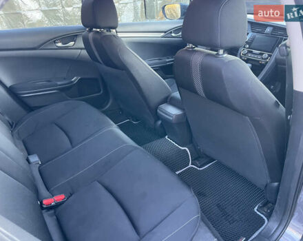 Серый Хонда Цивик, объемом двигателя 2 л и пробегом 90 тыс. км за 17400 $, фото 13 на Automoto.ua