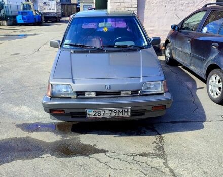 Серый Хонда Цивик, объемом двигателя 1.5 л и пробегом 389 тыс. км за 1100 $, фото 5 на Automoto.ua