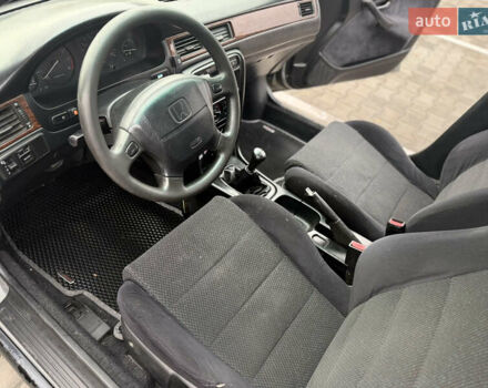 Сірий Хонда Сівік, об'ємом двигуна 1.5 л та пробігом 160 тис. км за 1999 $, фото 11 на Automoto.ua