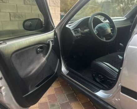 Серый Хонда Цивик, объемом двигателя 1.4 л и пробегом 250 тыс. км за 2000 $, фото 8 на Automoto.ua