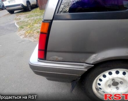 Серый Хонда Цивик, объемом двигателя 1.5 л и пробегом 389 тыс. км за 1100 $, фото 1 на Automoto.ua