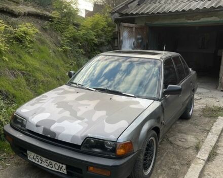 Сірий Хонда Сівік, об'ємом двигуна 1.6 л та пробігом 333 тис. км за 1000 $, фото 1 на Automoto.ua