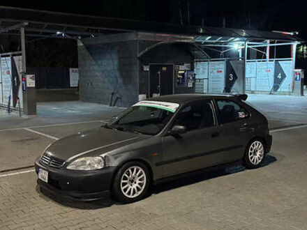 Сірий Хонда Сівік, об'ємом двигуна 1.4 л та пробігом 240 тис. км за 5000 $, фото 1 на Automoto.ua