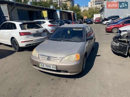 Серый Хонда Цивик, объемом двигателя 1.7 л и пробегом 225 тыс. км за 3800 $, фото 1 на Automoto.ua