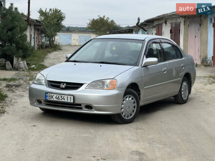 Серый Хонда Цивик, объемом двигателя 1.67 л и пробегом 320 тыс. км за 2500 $, фото 1 на Automoto.ua