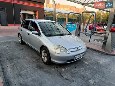 Хонда Сівік 2002 у Луцьку на Automoto.ua Сірий Хонда Сівік, об'ємом двигуна 1.7 л та пробігом 327 тис. км за 3100 $, фото 1 на Automoto.ua