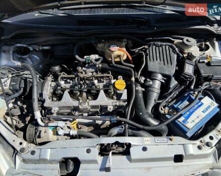 Серый Хонда Цивик, объемом двигателя 1.7 л и пробегом 270 тыс. км за 3200 $, фото 1 на Automoto.ua