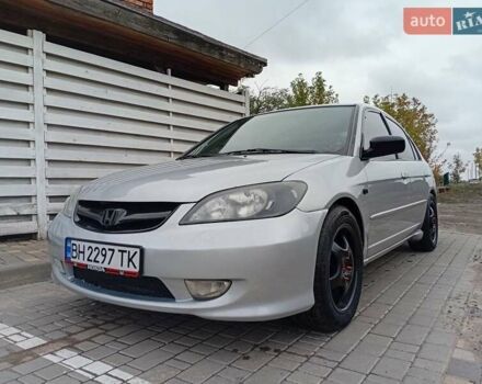 Серый Хонда Цивик, объемом двигателя 1.6 л и пробегом 320 тыс. км за 3800 $, фото 1 на Automoto.ua