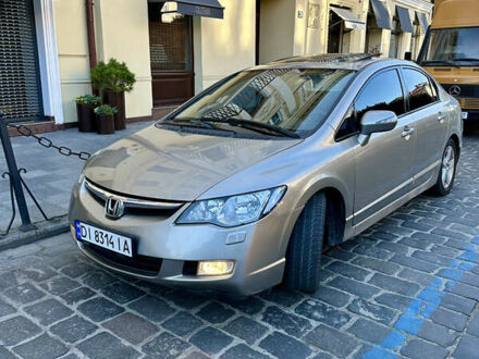 Серый Хонда Цивик, объемом двигателя 1.8 л и пробегом 300 тыс. км за 5400 $, фото 1 на Automoto.ua