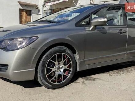 Хонда Цивик 2006 в Львове на Automoto.ua Серый Хонда Цивик, объемом двигателя 1.8 л и пробегом 230 тыс. км за 5400 $, фото 1 на Automoto.ua