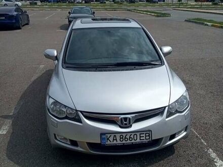 Хонда Цивик 2006 в Буче на Automoto.ua Серый Хонда Цивик, объемом двигателя 1.8 л и пробегом 185 тыс. км за 6100 $, фото 1 на Automoto.ua