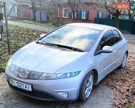 Серый Хонда Цивик, объемом двигателя 1.8 л и пробегом 154 тыс. км за 7600 $, фото 1 на Automoto.ua