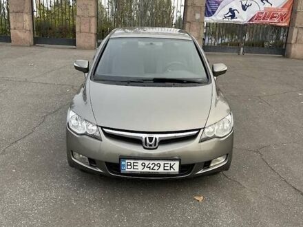 Серый Хонда Цивик, объемом двигателя 1.8 л и пробегом 289 тыс. км за 6200 $, фото 1 на Automoto.ua