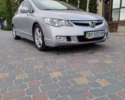 Серый Хонда Цивик, объемом двигателя 1.8 л и пробегом 130 тыс. км за 6500 $, фото 1 на Automoto.ua