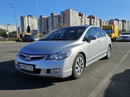Серый Хонда Цивик, объемом двигателя 1.8 л и пробегом 255 тыс. км за 5800 $, фото 1 на Automoto.ua