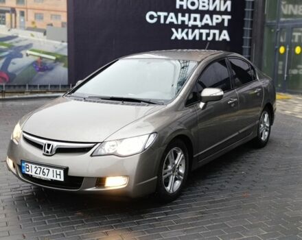 Серый Хонда Цивик, объемом двигателя 1.3 л и пробегом 297 тыс. км за 5850 $, фото 1 на Automoto.ua