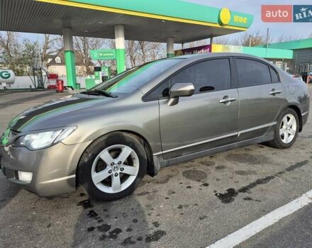 Серый Хонда Цивик, объемом двигателя 1.8 л и пробегом 181 тыс. км за 5200 $, фото 1 на Automoto.ua