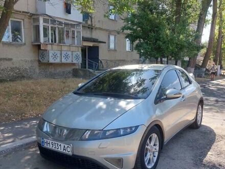 Хонда Цивик 2007 в Болграде на Automoto.ua Серый Хонда Цивик, объемом двигателя 1.8 л и пробегом 330 тыс. км за 5700 $, фото 1 на Automoto.ua