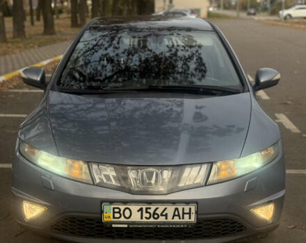Хонда Цивик 2007 в Киеве на Automoto.ua Серый Хонда Цивик, объемом двигателя 1.8 л и пробегом 306 тыс. км за 5400 $, фото 1 на Automoto.ua