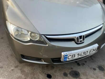 Серый Хонда Цивик, объемом двигателя 1.8 л и пробегом 350 тыс. км за 5500 $, фото 1 на Automoto.ua