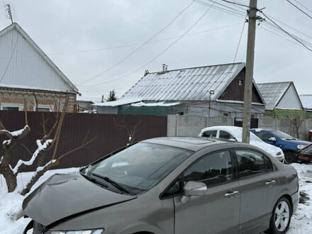 Серый Хонда Цивик, объемом двигателя 1.8 л и пробегом 245 тыс. км за 2000 $, фото 1 на Automoto.ua