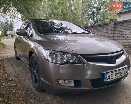 Серый Хонда Цивик, объемом двигателя 1.8 л и пробегом 243 тыс. км за 6600 $, фото 1 на Automoto.ua