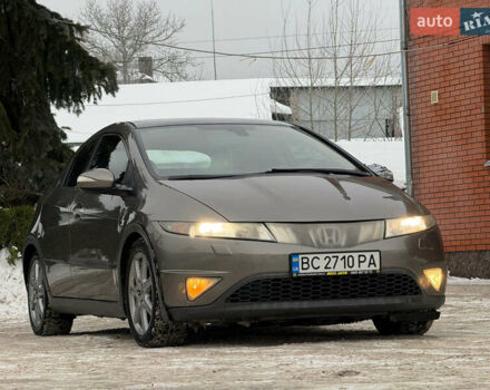 Серый Хонда Цивик, объемом двигателя 1.8 л и пробегом 239 тыс. км за 4999 $, фото 1 на Automoto.ua