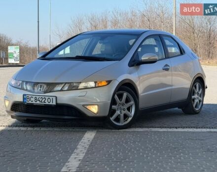Серый Хонда Цивик, объемом двигателя 1.8 л и пробегом 176 тыс. км за 5500 $, фото 1 на Automoto.ua