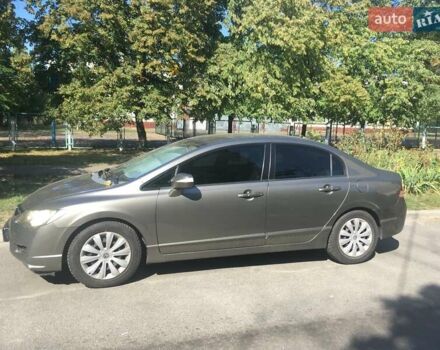 Сірий Хонда Сівік, об'ємом двигуна 1.8 л та пробігом 218 тис. км за 6799 $, фото 1 на Automoto.ua