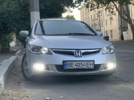 Серый Хонда Цивик, объемом двигателя 1.8 л и пробегом 256 тыс. км за 6200 $, фото 1 на Automoto.ua