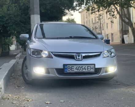 Серый Хонда Цивик, объемом двигателя 1.8 л и пробегом 256 тыс. км за 6200 $, фото 1 на Automoto.ua
