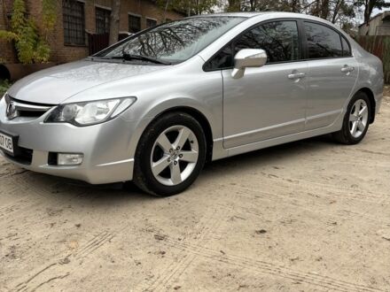 Хонда Цивик 2008 в Харькове на Automoto.ua Серый Хонда Цивик, объемом двигателя 1.8 л и пробегом 346 тыс. км за 5500 $, фото 1 на Automoto.ua