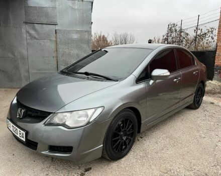 Серый Хонда Цивик, объемом двигателя 1.8 л и пробегом 267 тыс. км за 5700 $, фото 1 на Automoto.ua